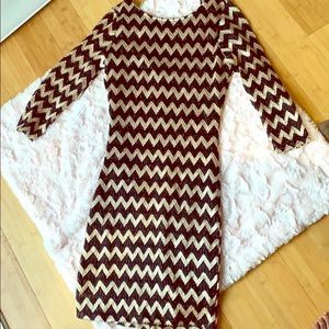 I’m selling a cute striped black and white dress